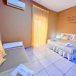 Rianna House 3*