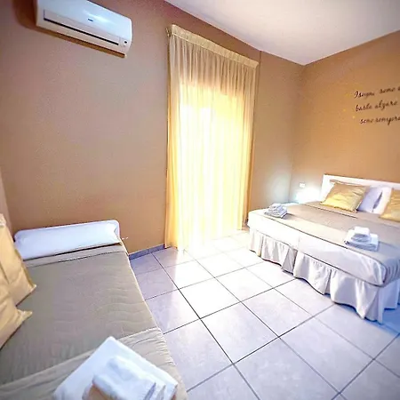 Rianna House לינה וארוחת בוקר נאפולי