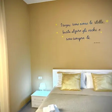 Rianna House לינה וארוחת בוקר 2*
