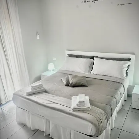 Rianna House לינה וארוחת בוקר נאפולי