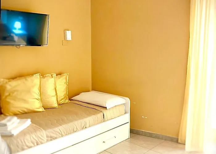 Rianna House Couette-café 3*